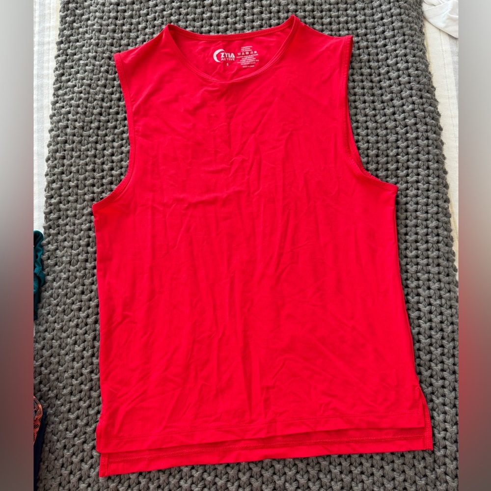 Zyia Muscle Tank